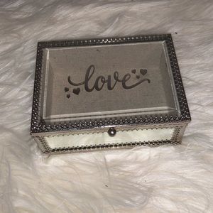 Mirrored Jewlery Organizer